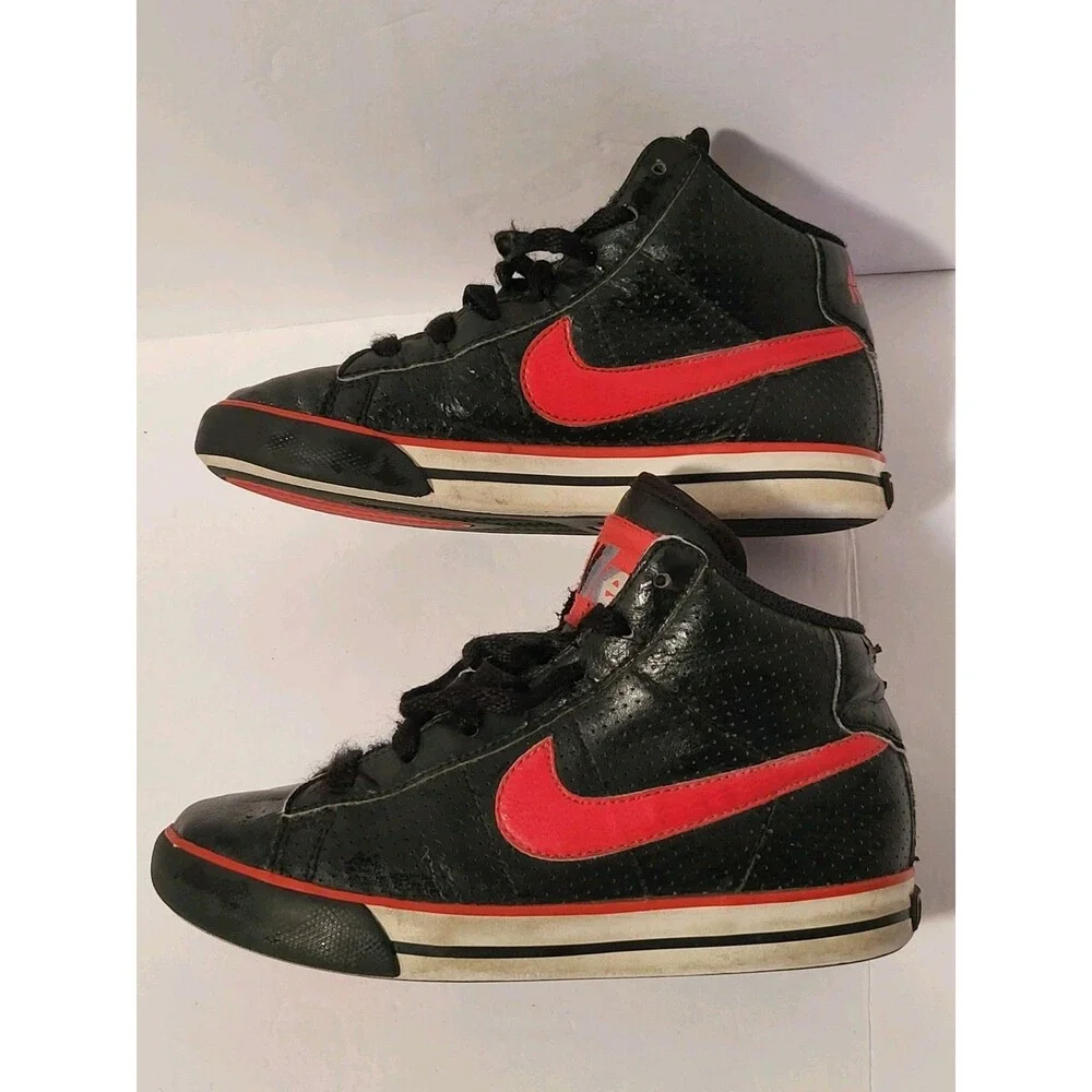 Nike Air High Tops Size Kid's 12.5 Black And Red